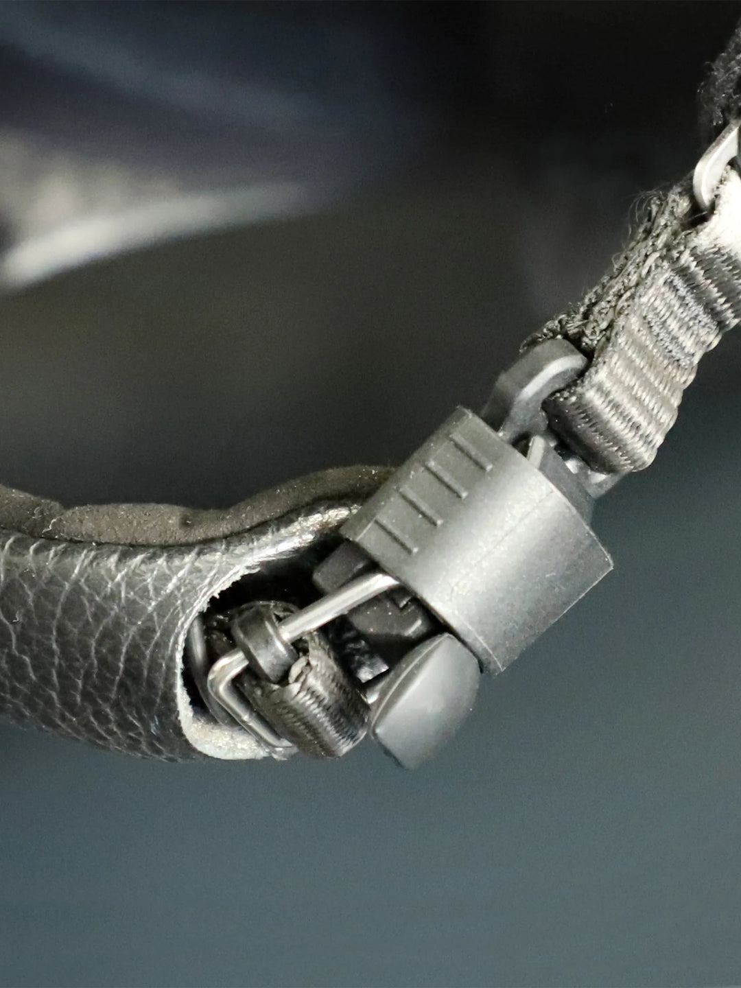 Manchon de sécurité installé sur la boucle Fidlock® d&