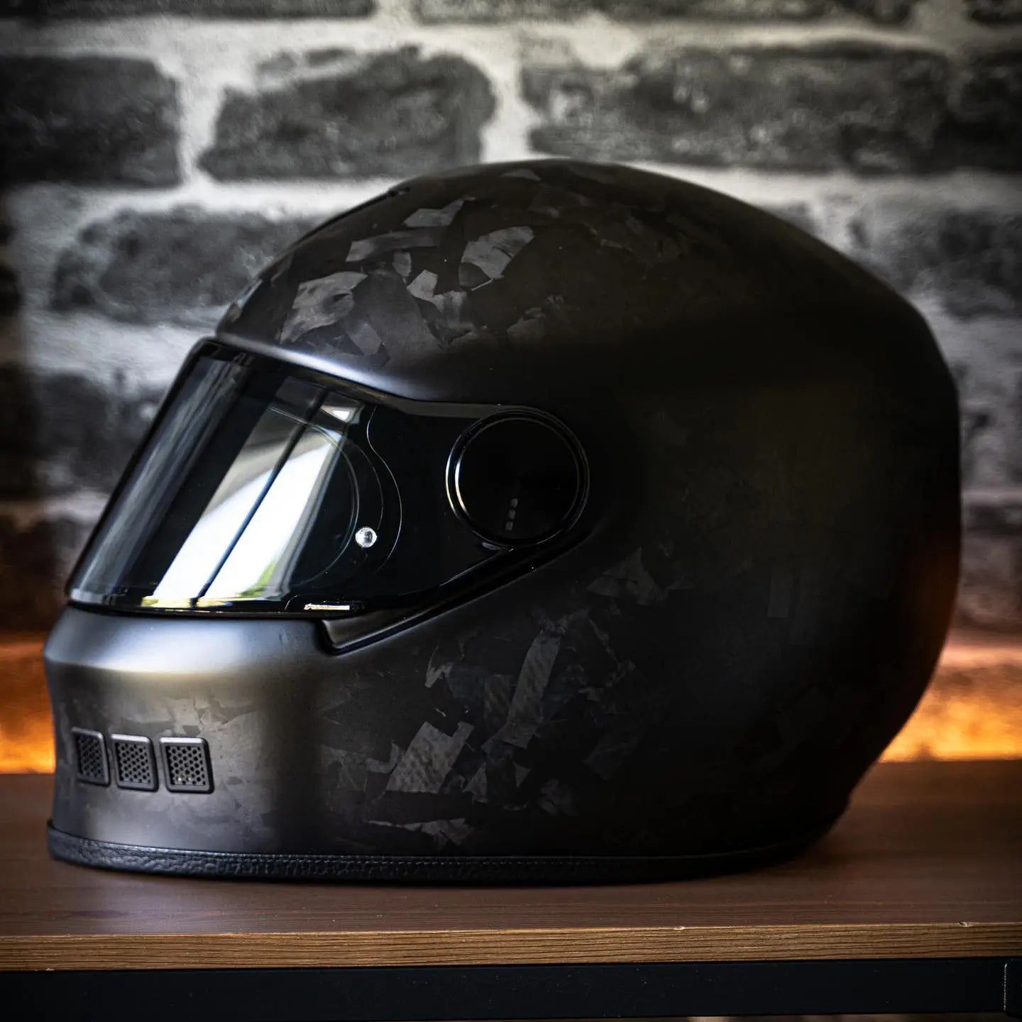 casque moto naca carbone forge noir